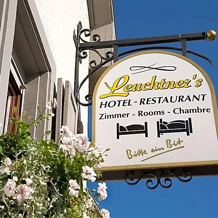 Leuchtners An Der Rennbahn * Iffezheim